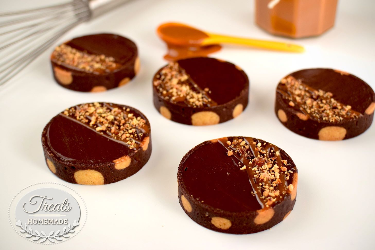 Chocolate And Caramel Tart Treats Homemade Chocolate And Caramel Tart Treats Homemade